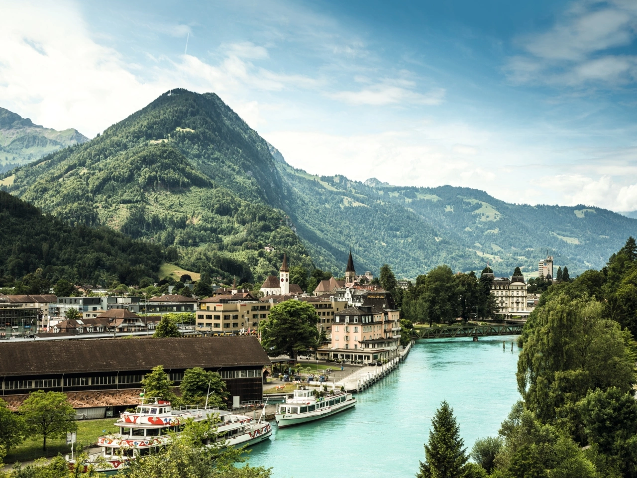 ST_Interlaken-shipping-port_34748