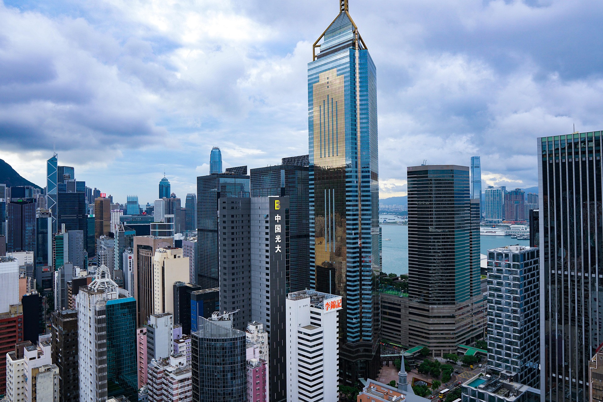 blazejosh-hongkong-4454103_1920
