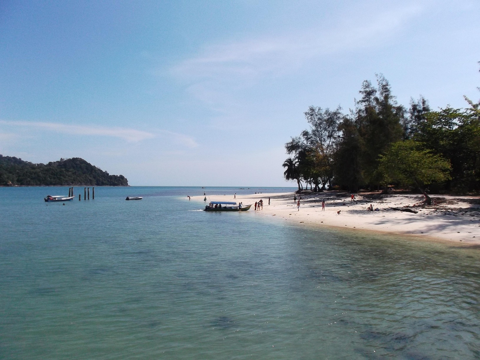 safiamycentrio-beach-1650886_1920