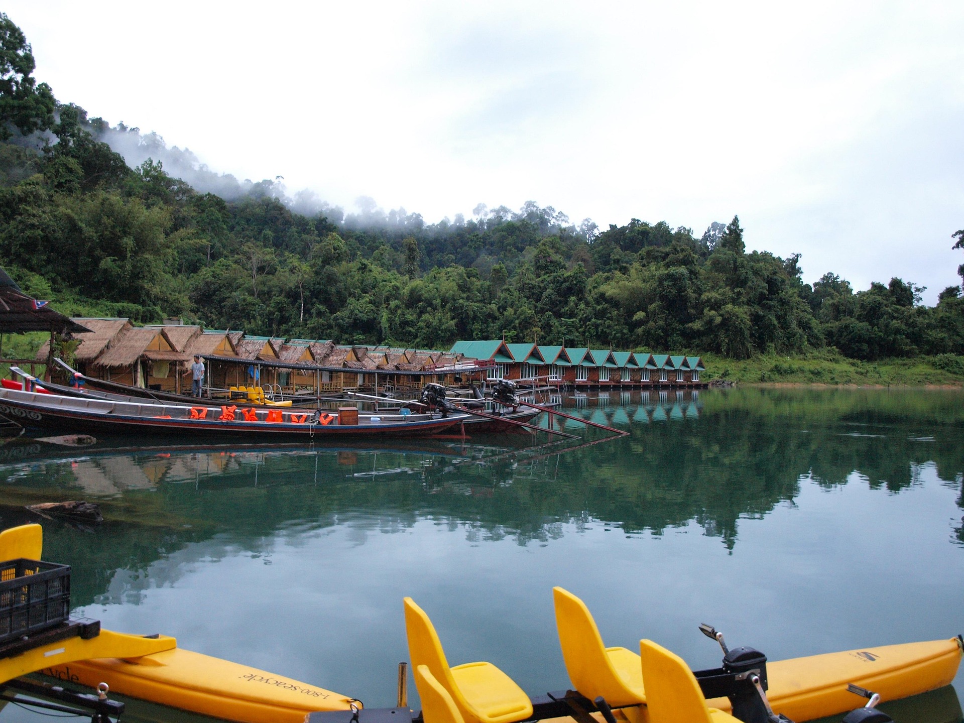 naiwor-khao-sok-2461179_1920